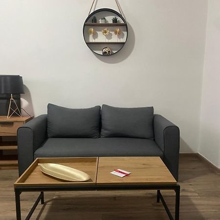 Cerna Ruze - Apartman 4 Pilsen Exterior foto