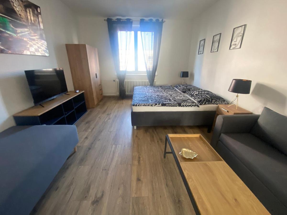 Cerna Ruze - Apartman 4 Pilsen Exterior foto